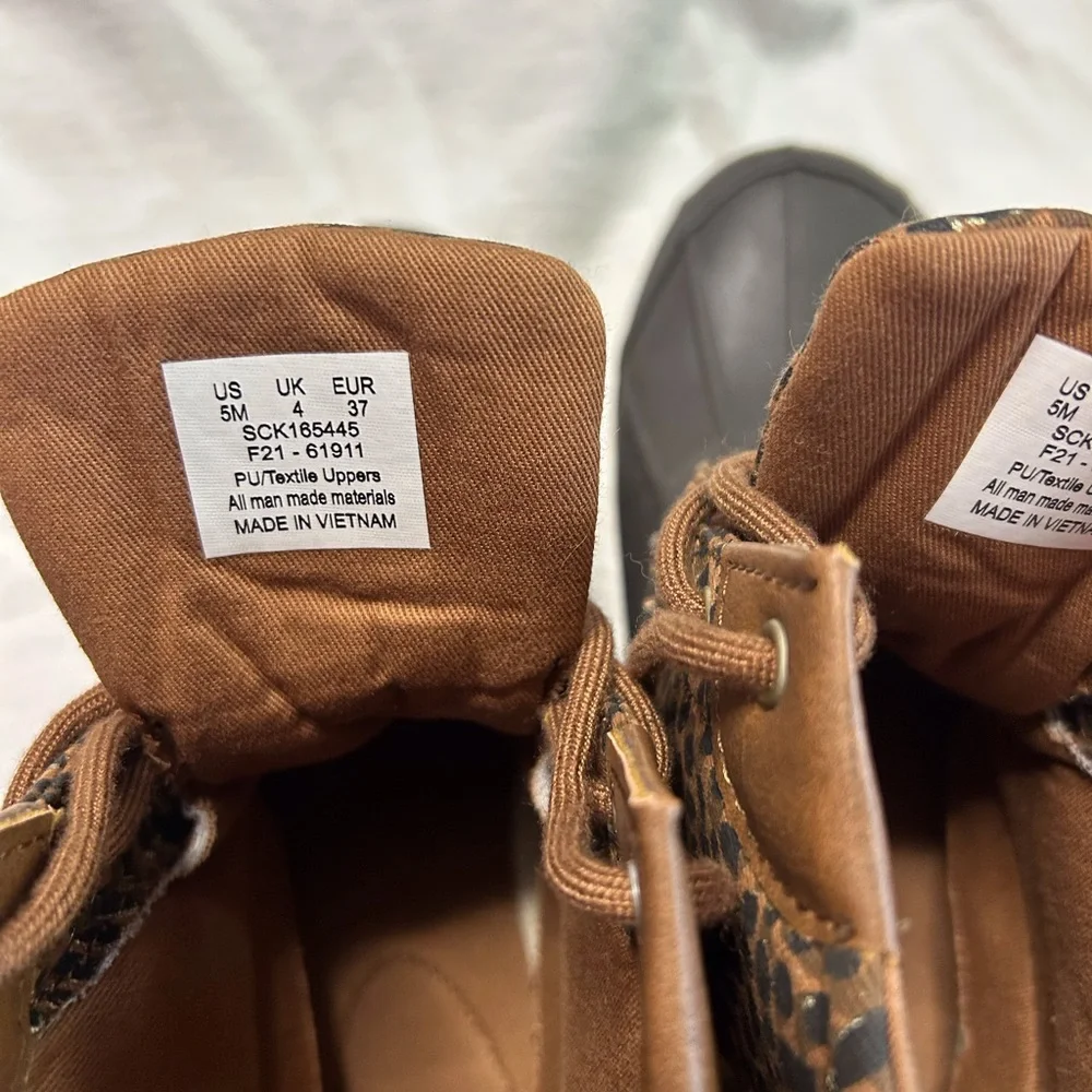 Sperry Duck Boots Women's 5 M Brown Leopard‎ print Waterproof lace up rain/snow - Picture 6 of 6